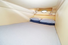 Starboard-cabin-2